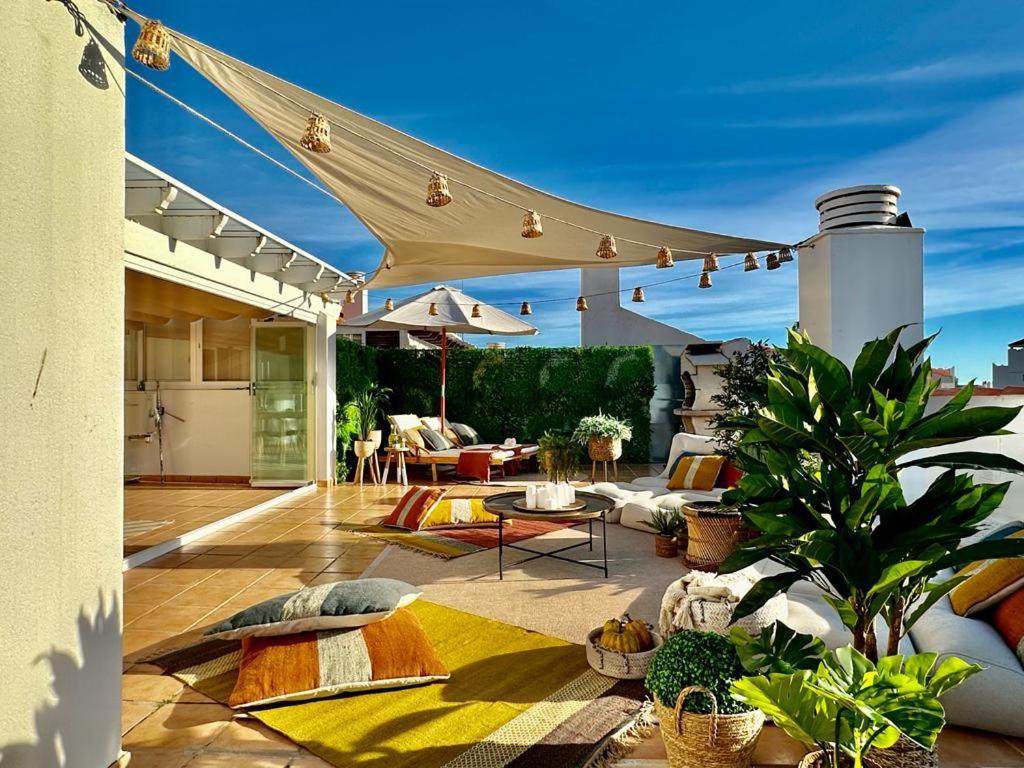 2 Bed Penthouse With Sea View Apartment Torremolinos Exterior photo