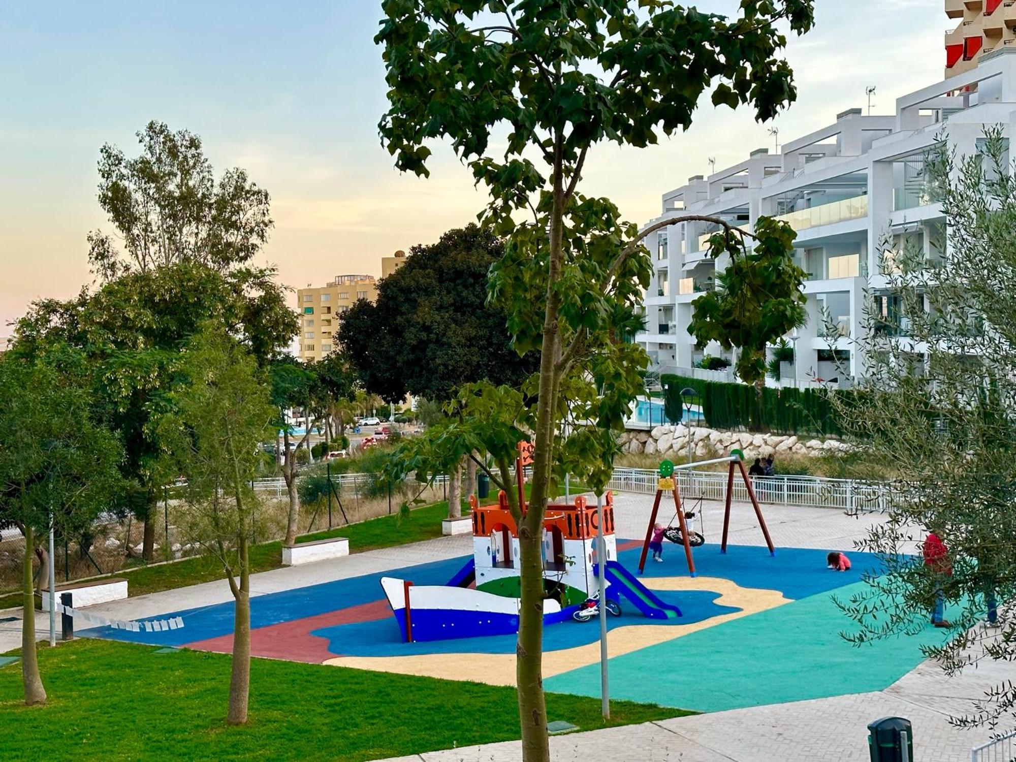 2 Bed Penthouse With Sea View Apartment Torremolinos Exterior photo